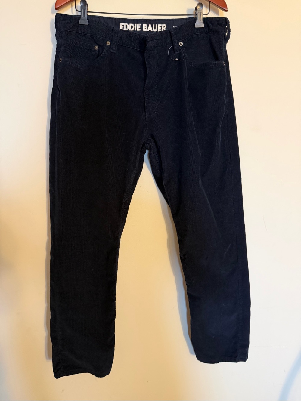 Eddie Bauer Men’s Black Corduroy Straight Pants